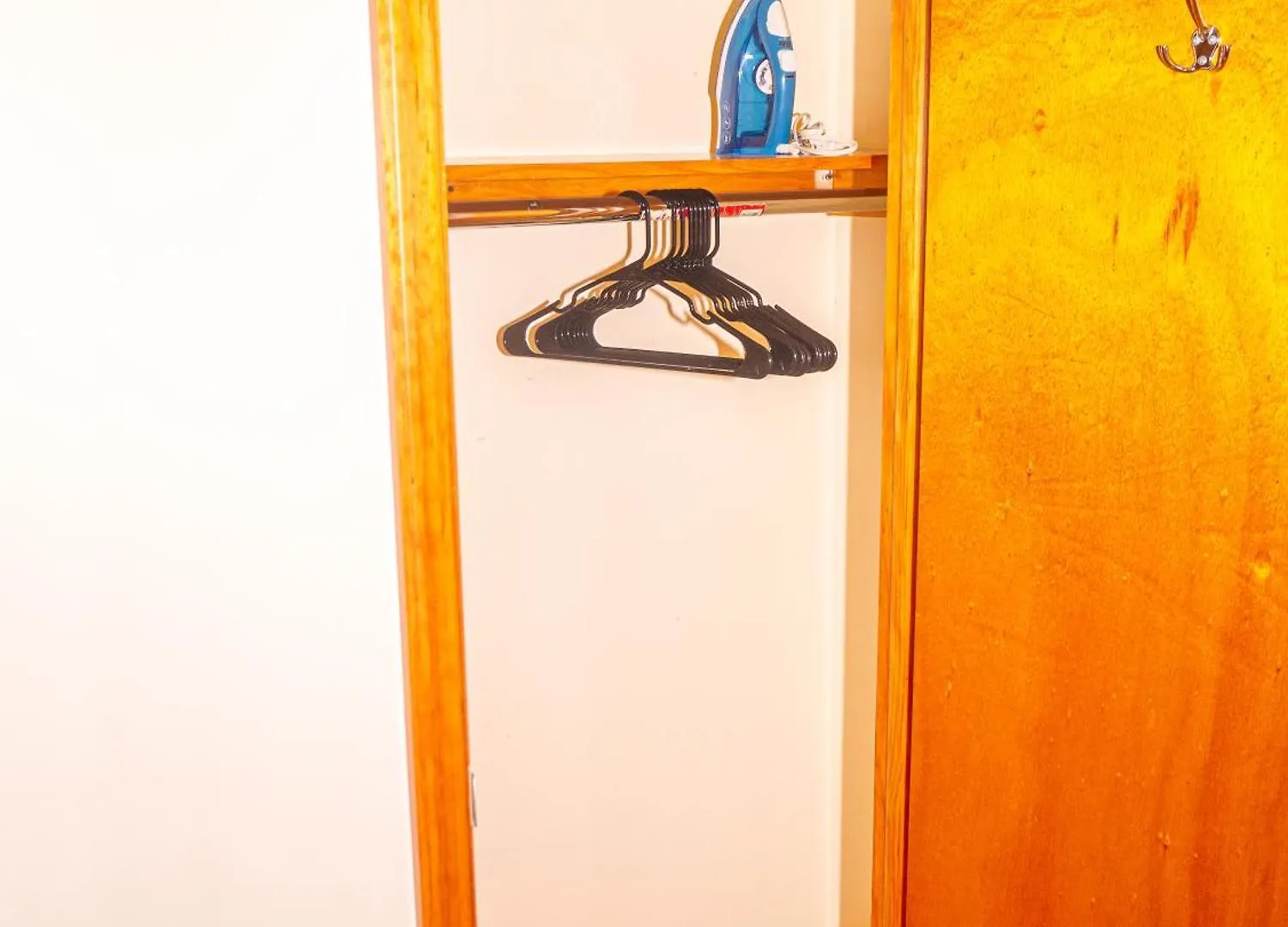 Immaculate Furnished 1-Bedroom Apartment New York USA