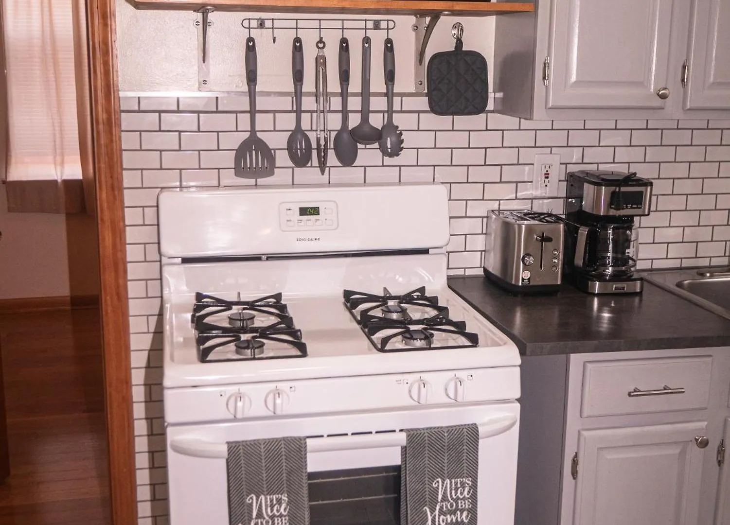 Immaculate Furnished 1-Bedroom Apartment New York