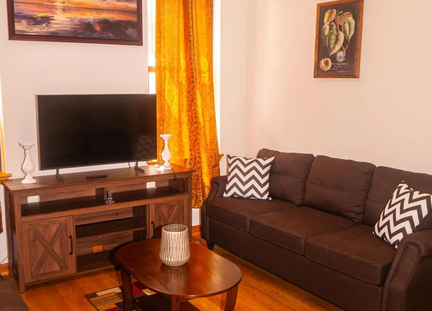 Immaculate Furnished 1-Bedroom Apartment New York 0*,