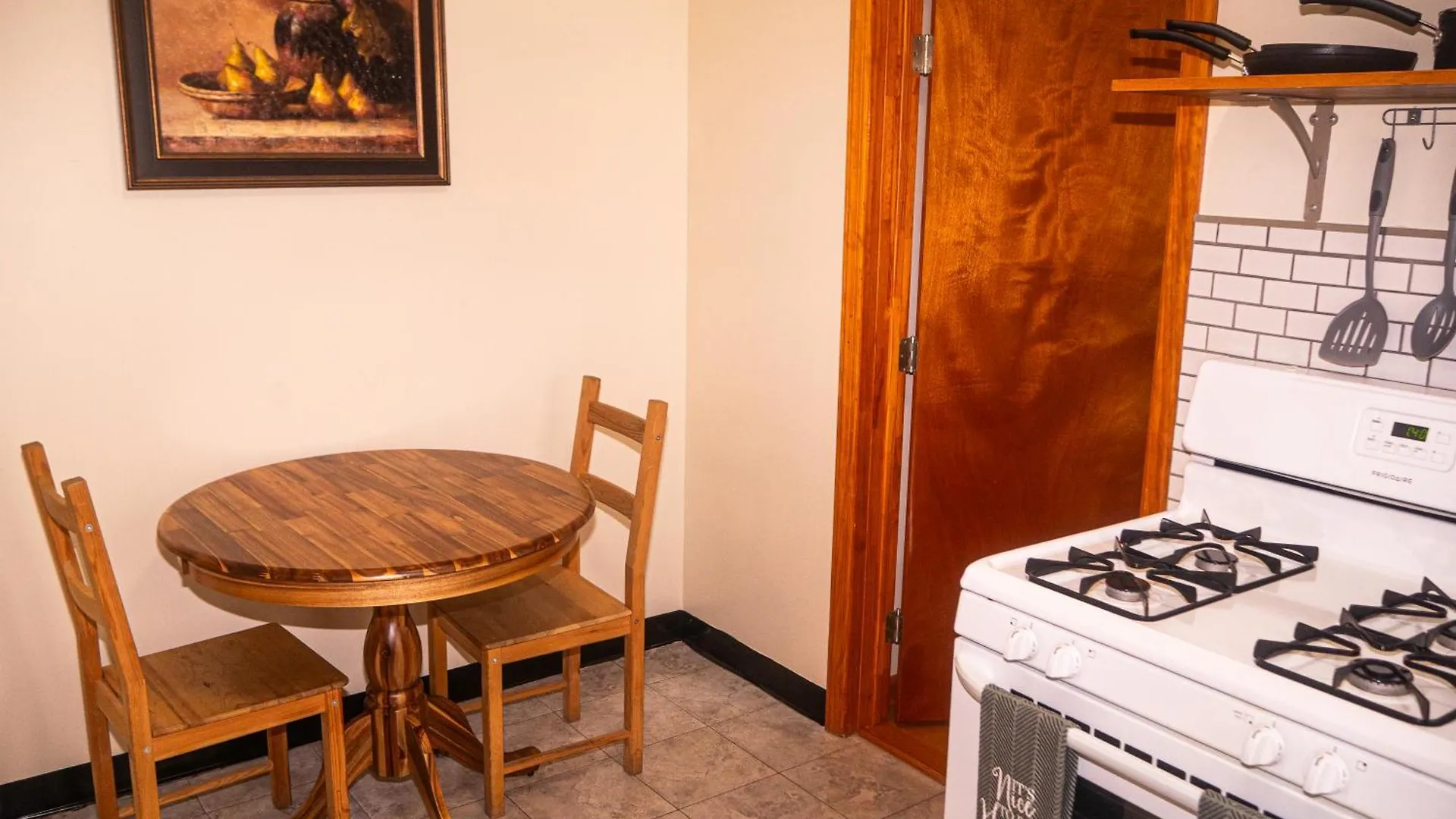 Immaculate Furnished 1-Bedroom Apartment New York